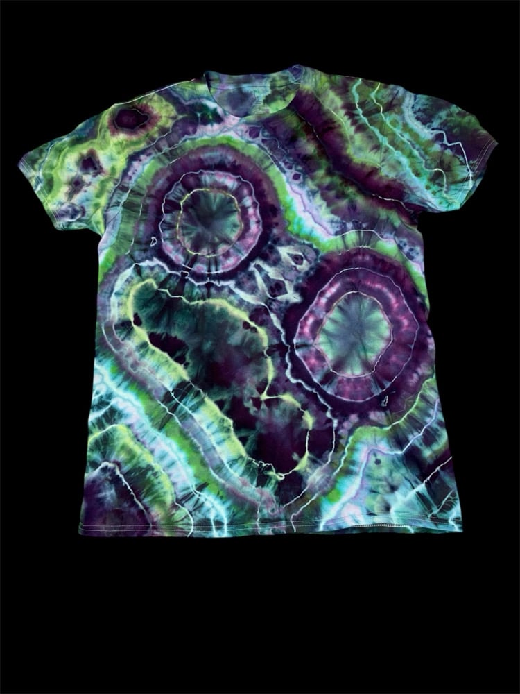 Image of (L) Moss Berry T-Shirt