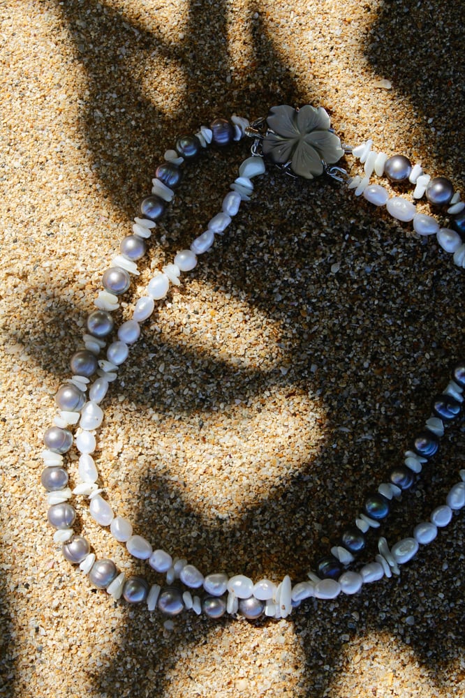 Image of Layered hibiscus necklace 