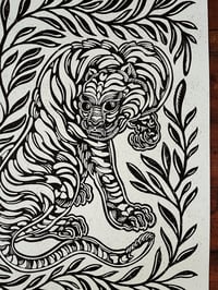 Image 2 of Tiger Print