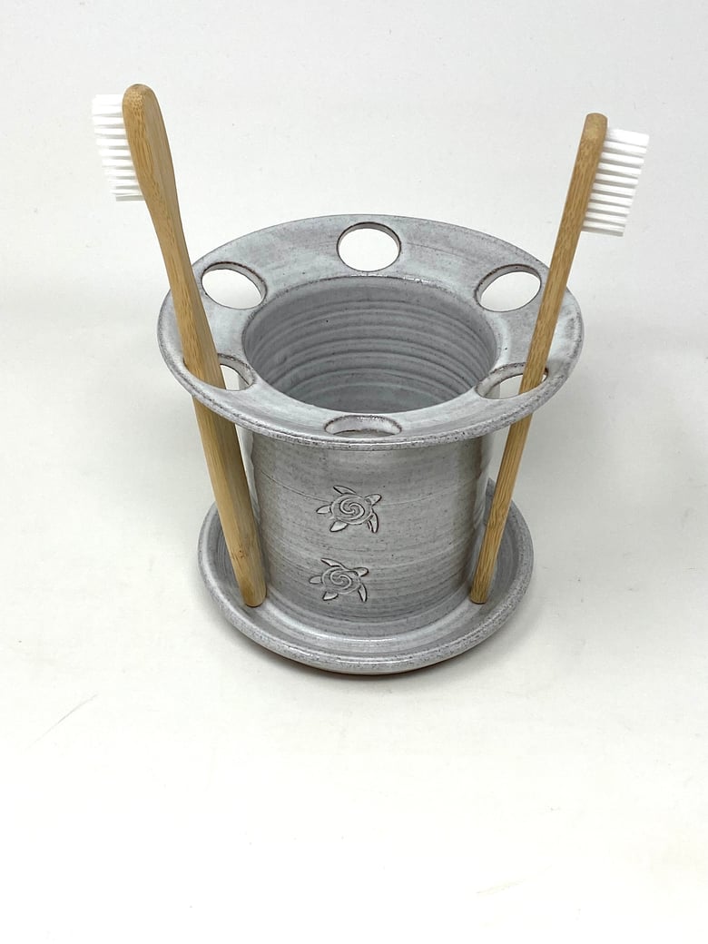 Image of Toothbrush holder, turtle debossed