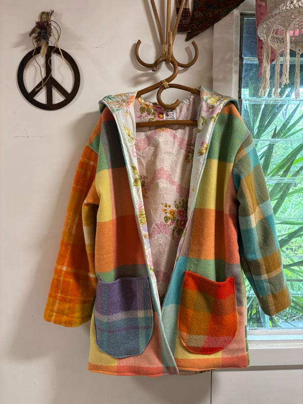 Image of Peppa Adult Coat size Medium