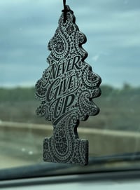 Never give up both sided (black & brushed)