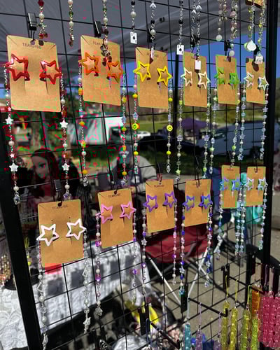 Image of colorful star hair clips 