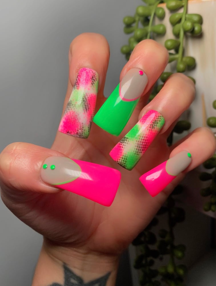 Image of Neon Snake