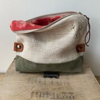 Image 1 of Pochette Military/fleuri.