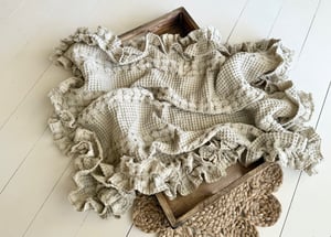 Image of oatmeal ruffle layer set