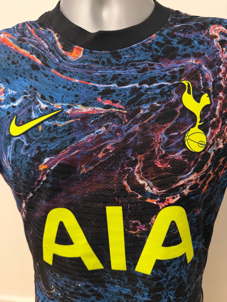 Image of Tottenham Hotspur “SON 7” 2021/22 Vaporknit Away Shirt + patches (S)