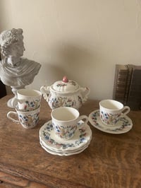 Image 5 of Service à café: 4 tasses et soucoupes, avec le sucrier. Faïence de Sarreguemines, 1970
