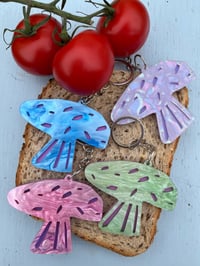 Image 1 of Mushroom keyring