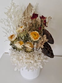 Image 4 of Cottage House Florals