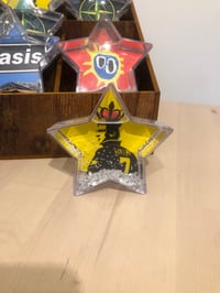 Image 13 of Snow shaped Rock ‘n’ Roll snow globes