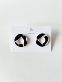 Paire de boucles d'oreilles céramique RONDA PERCA NB PM 