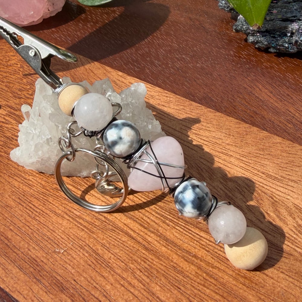 Image of cloudy moon clip keychain 