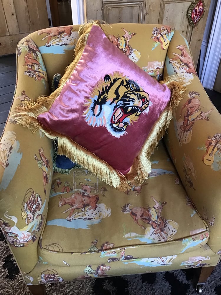 blue or pink cotton velvet with embroidered tiger patch and gold fringing Image 8