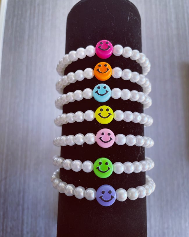 Colorful Pearl Bracelet - Happy Family Art