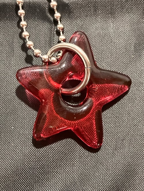 Image of ruby red star