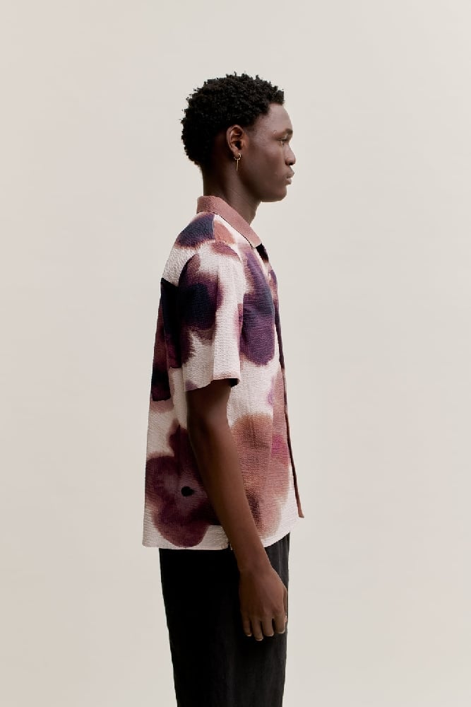 Image of A KIND OF GUISE GIOIA SHIRT PAINTED PLUMERIA