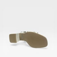 Image 6 of CAPRICE M2830044 WHITE