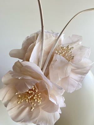 Image of Natural straw bandeau w silk flowers