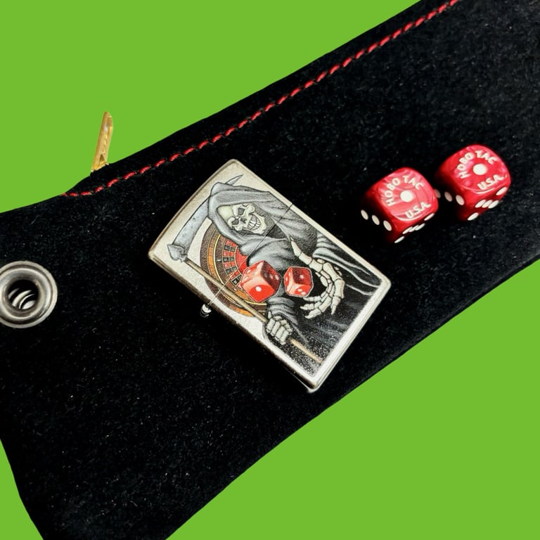 DICE & ZIPPO Santa Kit (#056) Image 2