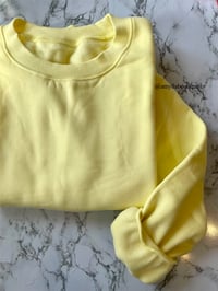 (KEYWORD DESIGN)  YELLOW CREWNECK 