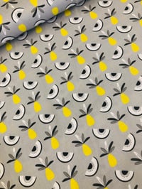 Image 2 of Algodón 100 % - Piñas Amarillas - Gris - 10€/m