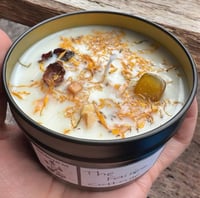 The Fairies Cottage - Handpoured scented soy candle - Aromatherapy