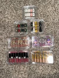 Image 3 of Press on nails 
