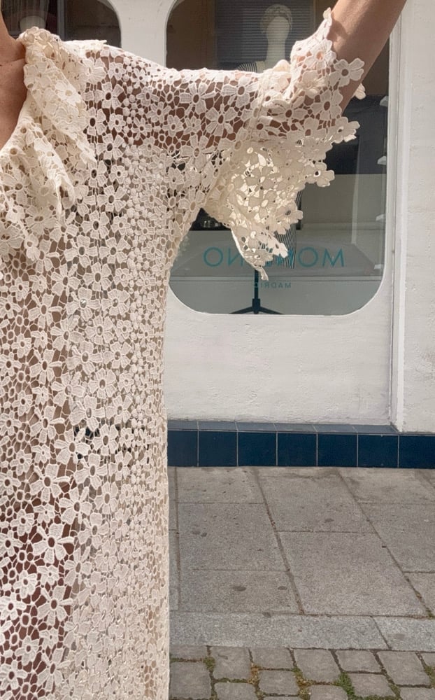 ECRU GUIPURE KAFTAN
