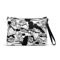Image 4 of astonished crossbody bag