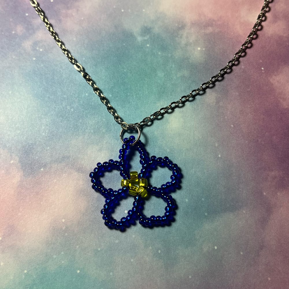 Image of Beaded Flower Necklace