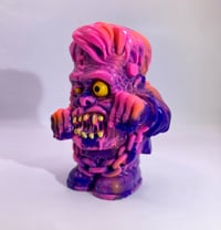 Image 2 of GUS marbled edition figure