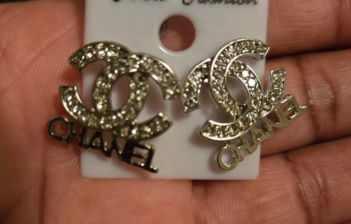 Image of Chanel (Silver)