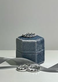 Image 2 of Decorative silver ring 
