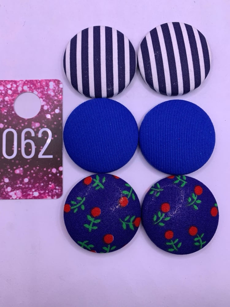 Image of Button Earring 3 set