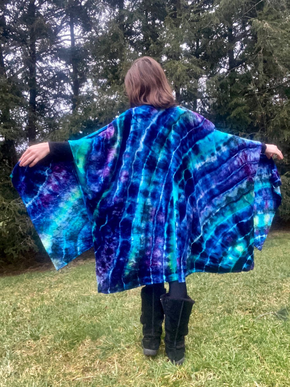 Image of (Free Size) Painted Fish Bamboo Velour Kimono