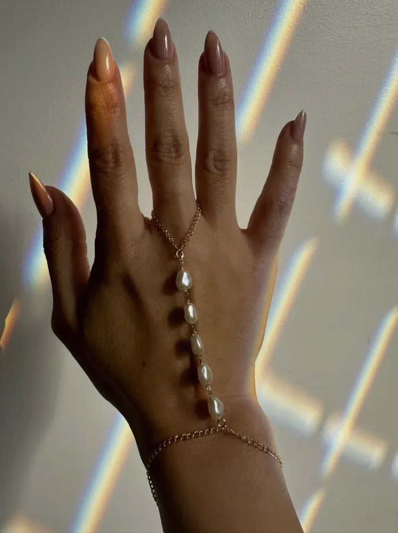 Image of Baroque Hand Chain 