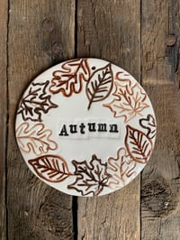 Image 2 of 'Autumn' Leaf big circular tag decoration