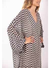 Image 2 of Louli Kaftan