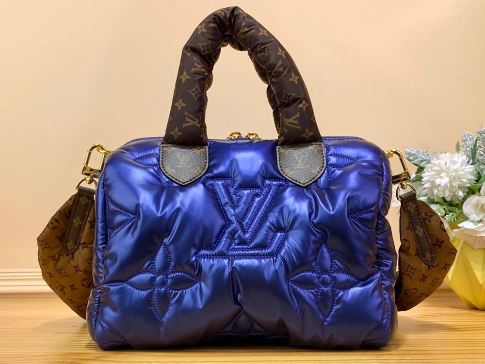 Louis Vuitton Puffer Purse - 7 For Sale on 1stDibs