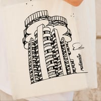 Image 2 of Tote Torres Blancas