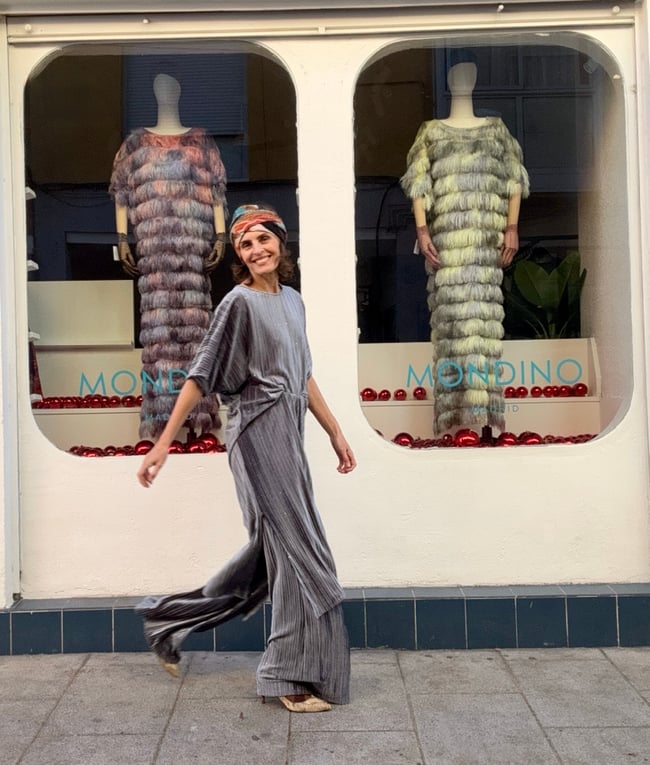 GREY PLEATED VELVET KAFTAN