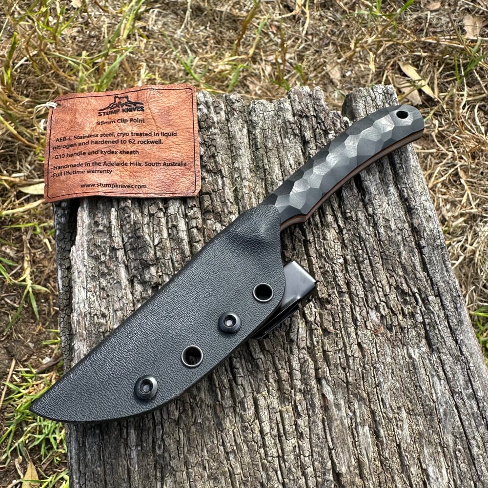Image of 95mm Clip Point AEB-L Black G10
