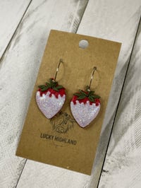 White chocolate strawberry dangles