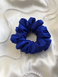 Image 8 of SCRUNCHIE STANDARD CORNFLOWER/CHABER
