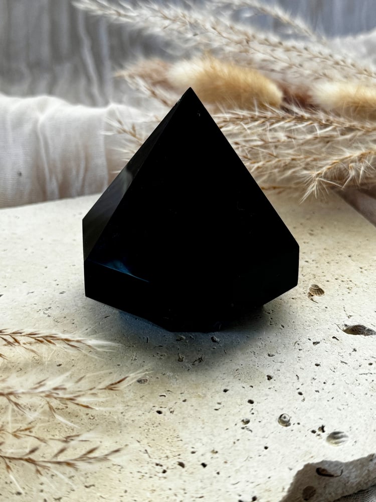 Image of Obsidian Diamond 