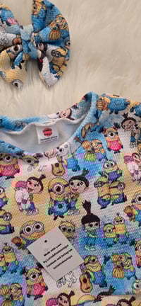 Image 3 of Minions crop top and skirt 