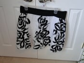 Image of Mossimo Black & White Swirly Skirt - Marked Size 16 But Fits Larger
