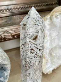 Image 15 of White Lace Agate Generator | #2988