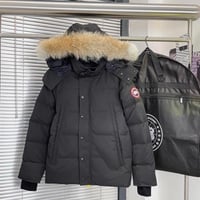 Men’s CG parka🖤